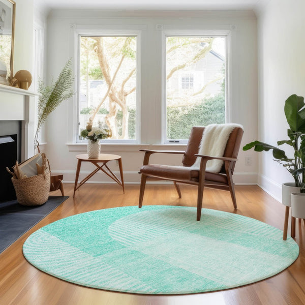 HomeRoots 8' Teal and Ivory Geometric Washable Round Rug – UV Protected, Stain Resistant, Perfect for High Traffic Areas 657284