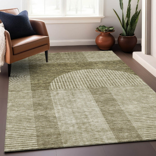 HomeRoots 5' X 8' Taupe and Ivory Geometric Area Rug - Durable, Washable, UV-Protected for High-Traffic Homes 657289
