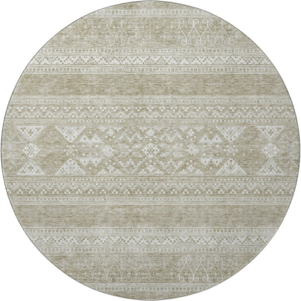 HomeRoots 8' Khaki and Ivory Southwestern Washable Round Rug – Durable, Stain-Resistant with UV Protection! 657422