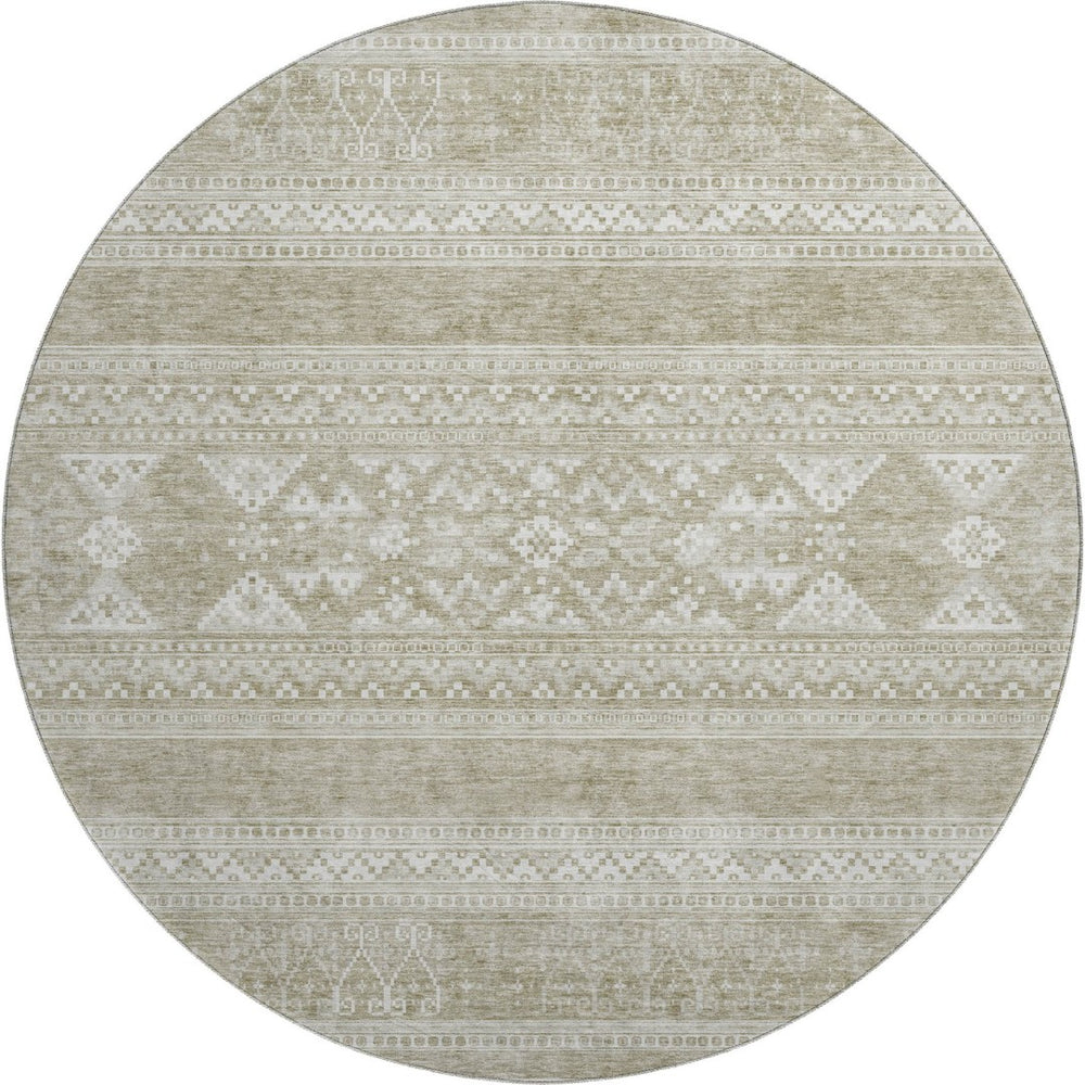HomeRoots 8' Khaki and Ivory Southwestern Washable Round Rug – Durable, Stain-Resistant with UV Protection! 657422