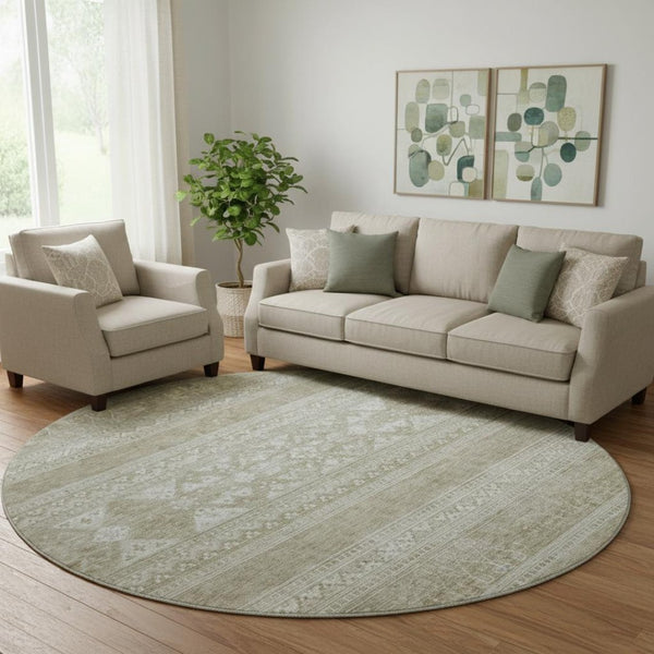 HomeRoots 8' Khaki and Ivory Southwestern Washable Round Rug – Durable, Stain-Resistant with UV Protection! 657422