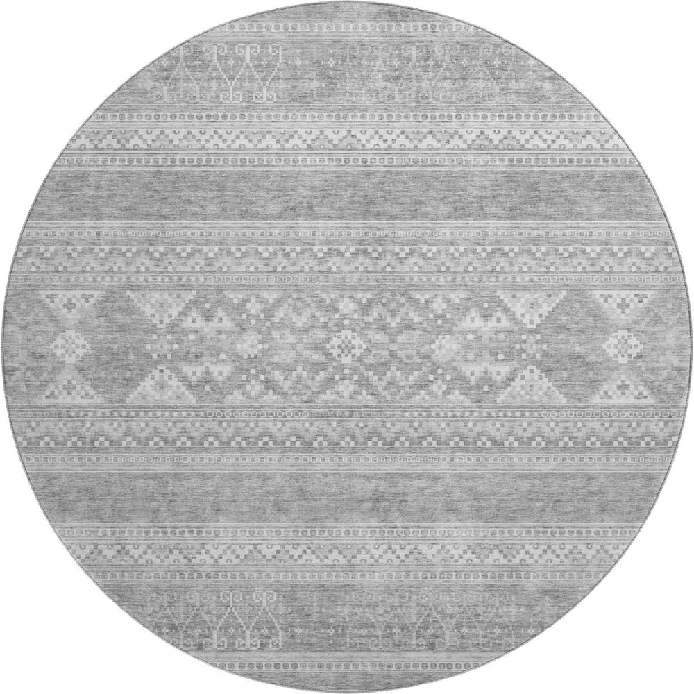 HomeRoots 8' Southwestern Round Rug in Silver and Gray - UV Protected, Stain Resistant, Durable for Any Room 657452