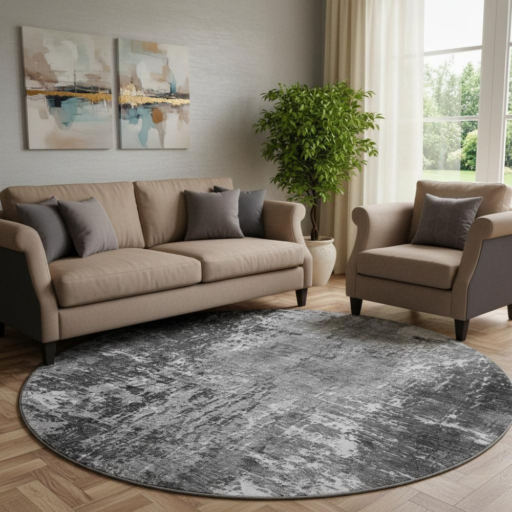 HomeRoots 8' Gray and Ivory Abstract Round Rug – Stylish, Washable, UV Protected for High-Traffic Areas & Outdoors 657518