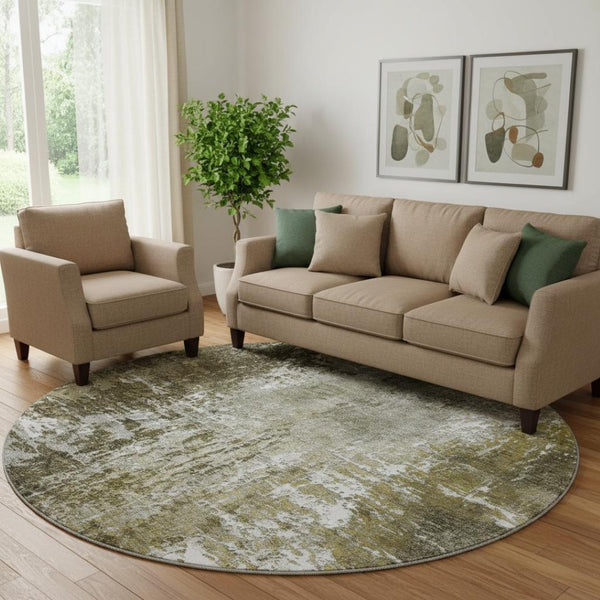 HomeRoots 8' Taupe and Ivory Abstract Washable Round Rug – Durable, UV-Protected, Perfect for Busy Homes! 657530