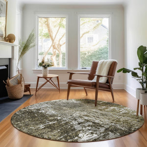 HomeRoots 8' Taupe and Ivory Abstract Washable Round Rug – Durable, UV-Protected, Perfect for Busy Homes! 657530