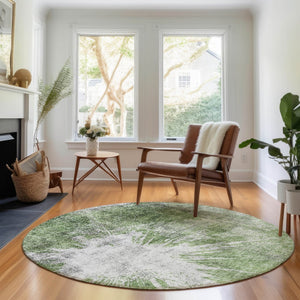 HomeRoots 8' Artichoke Green & Ivory Abstract Round Rug - Washable, UV-Protected, Pet-Friendly Design! 657536
