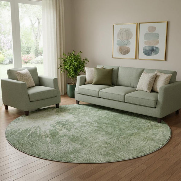 HomeRoots 8' Fern Green and Ivory Abstract Round Rug - UV Protected, Washable, Stain-Resistant for Family Areas 657542