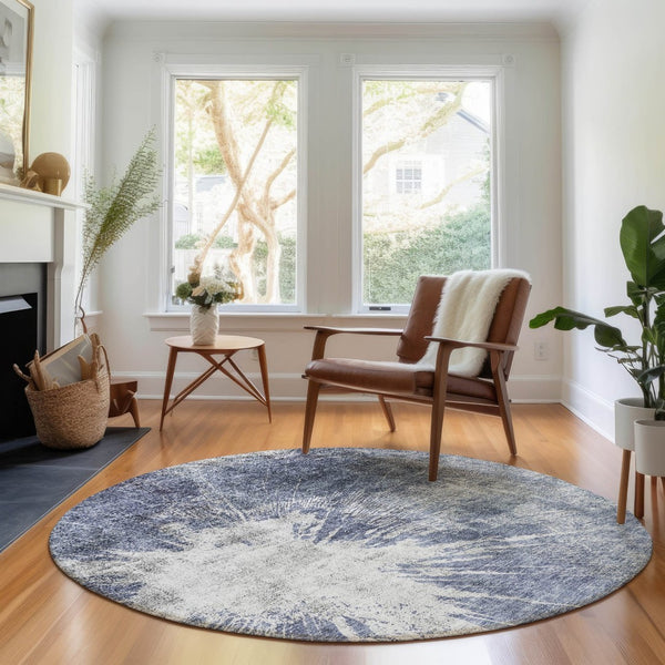 HomeRoots 8' Navy Blue And Ivory Abstract Round Rug – Durable, Washable, UV-Resistant for Stylish Living Spaces 657554