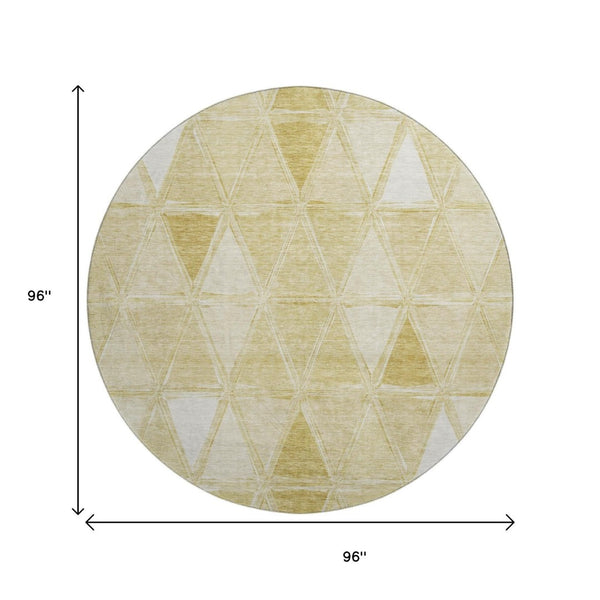 HomeRoots 8' Gold and Ivory Geometric Round Rug - Stylish, Washable, UV-Protected, Family-Friendly Design 657626