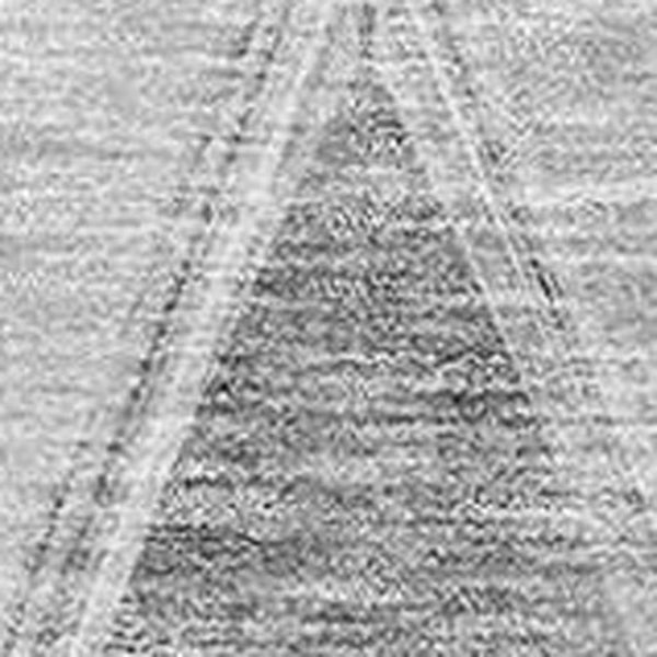 HomeRoots 5' Gray and Silver Geometric Washable Area Rug - Durable, UV Protected, Perfect for High-Traffic Areas 657631
