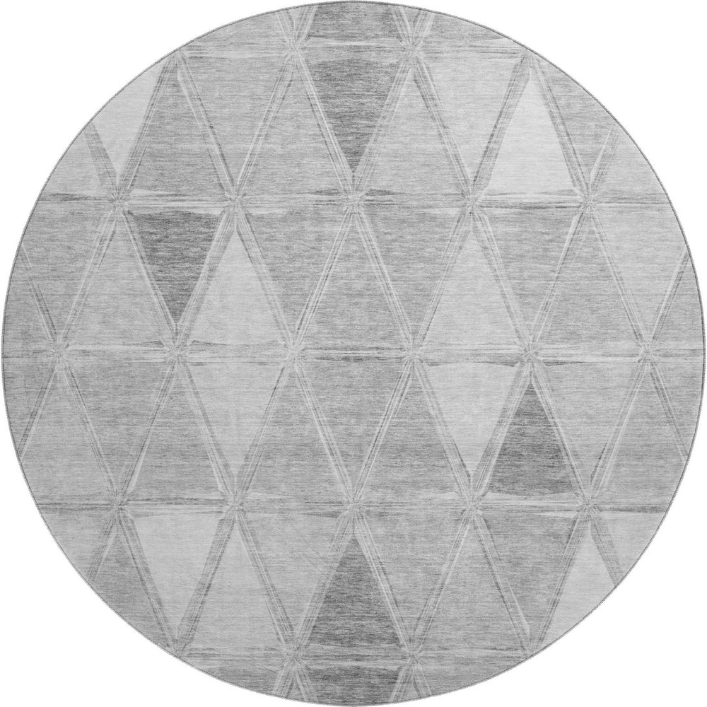 HomeRoots 8' Gray & Silver Geometric Round Rug - Washable, UV Protected, Durable for Modern Spaces & Families 657632