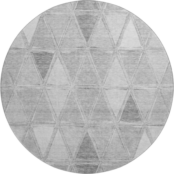HomeRoots 8' Gray & Silver Geometric Round Rug - Washable, UV Protected, Durable for Modern Spaces & Families 657632