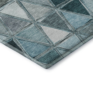 HomeRoots 5' Teal Gray and Ivory Geometric Area Rug - Washable, Stain Resistant, UV Protected for Busy Homes 657649