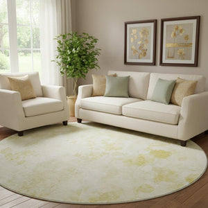 HomeRoots 8' Gold and Ivory Floral Round Rug - Washable, UV-Protected, Stain-Resistant for Busy Homes 657704