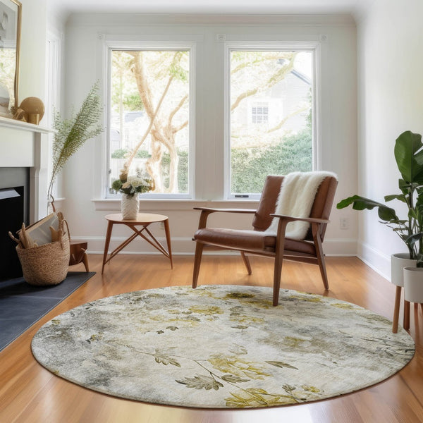 HomeRoots 8' Elegant Floral Washable Round Rug with UV Protection - Durable, Easy-Care, Perfect for Any Room! 657746