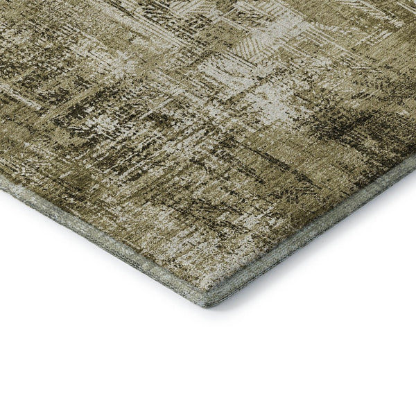 HomeRoots 8' Stylish Brown and Ivory Abstract Washable Round Rug with UV Protection for Family-Friendly Homes 657758