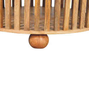 HomeRoots 32" Solid Oak Round Coffee Table - Timeless Craftsmanship, Modern Design for Any Living Space 657789