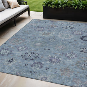 HomeRoots 5' Denim Blue & Gray Damask Washable Area Rug - Durable Indoor/Outdoor Design for High-Traffic Spaces 657866