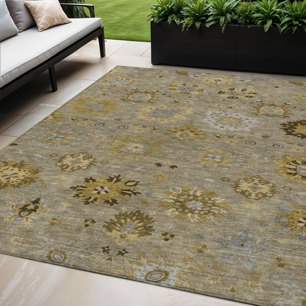 HomeRoots 5' Khaki Gold & Gray Damask Area Rug - Washable, Durable Design for Indoor & Outdoor Spaces, 5x8' 657878