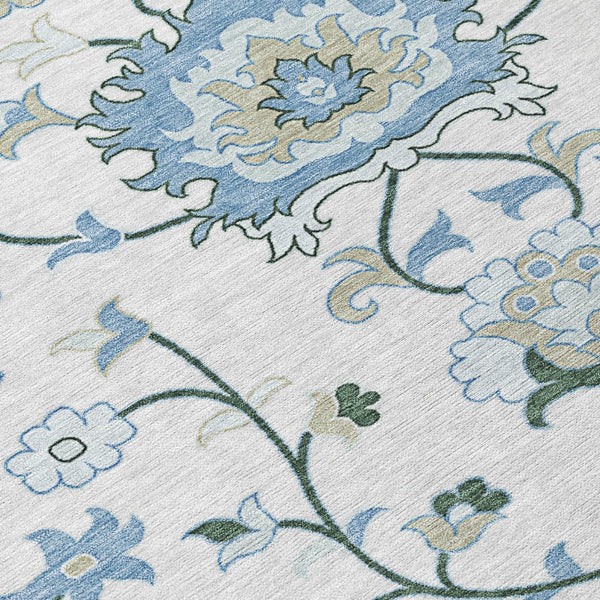HomeRoots 8' Round Floral Area Rug in Ivory, Blue & Beige - Washable, Durable for Indoor & Outdoor Use! 657963
