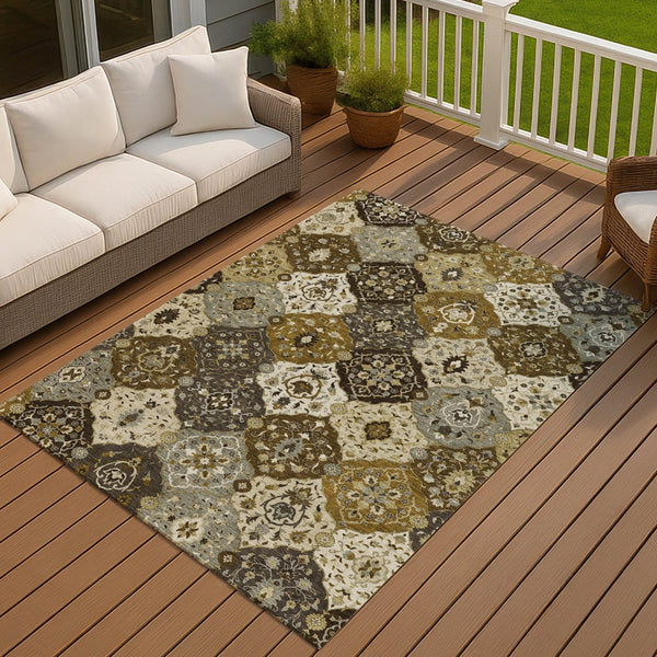 HomeRoots 8' X 10' Floral Medallion Area Rug - Durable, Stain-Resistant, Machine Washable for Indoor & Outdoor Use 658000