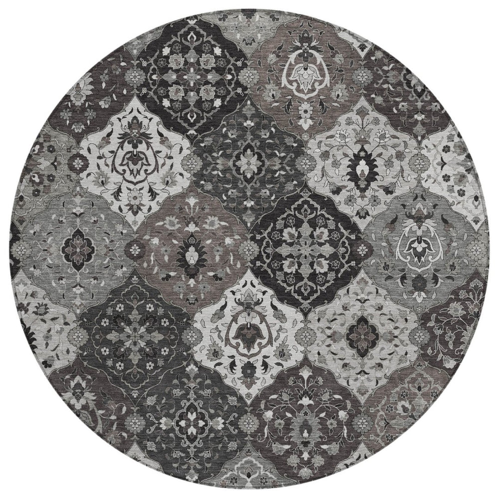 HomeRoots 8' Round Floral Medallion Area Rug in Gray & Ivory - Washable, Durable for Indoor & Outdoor Use! 658011