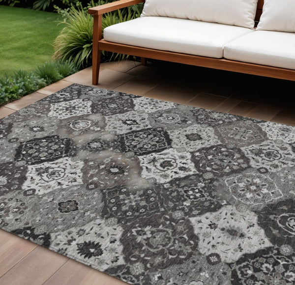 HomeRoots 10' Gray Charcoal & Ivory Floral Medallion Washable Area Rug for Indoor/Outdoor Use, Easy Clean! 658014