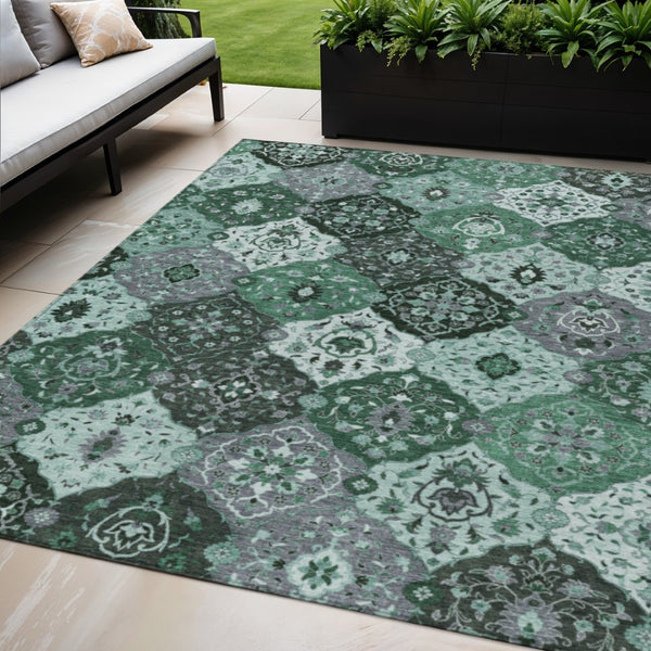 HomeRoots 5' X 8' Floral Medallion Area Rug - Stylish Green, Ivory & Gray Design for Indoor/Outdoor Durability 658016