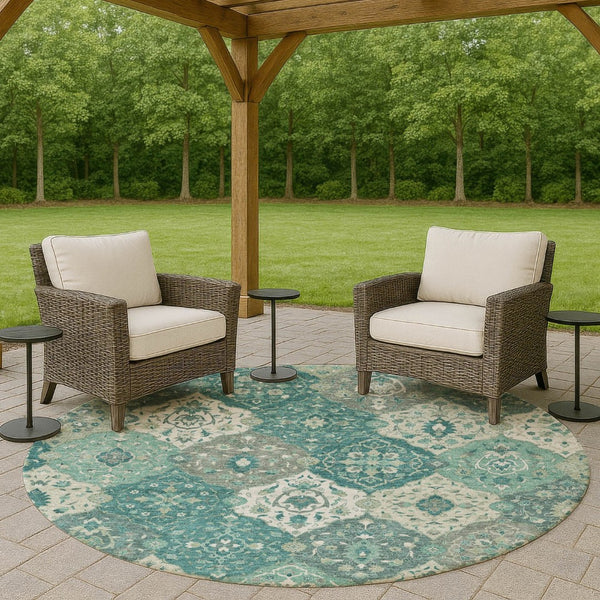 HomeRoots 8' Teal Blue Floral Medallion Round Rug – Machine Washable, Stain-Resistant for Indoor & Outdoor Use 658035