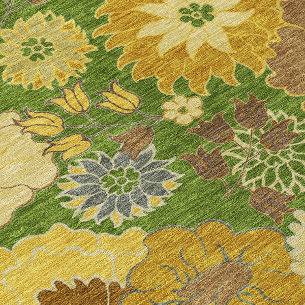 HomeRoots 8' X 10' Elegant Floral Area Rug in Fern Green, Gold & Beige - Washable for Indoor & Outdoor Use 658102