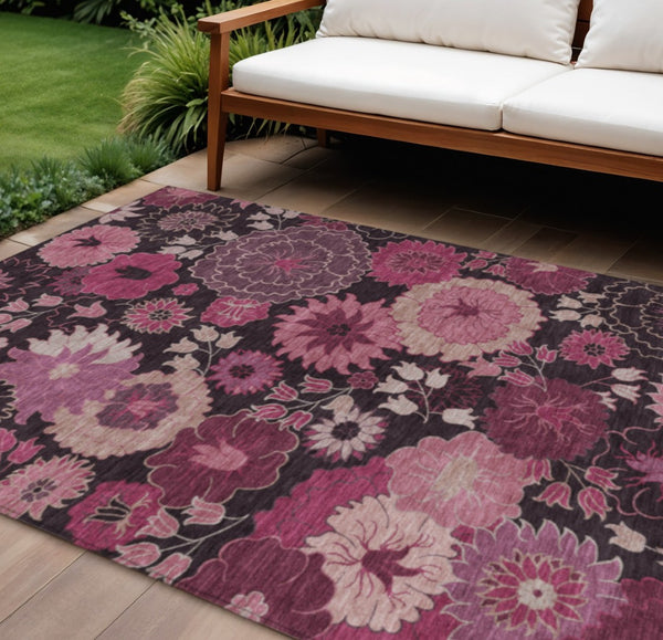 HomeRoots 8' X 10' Blush and Black Floral Washable Area Rug – Durable, Stylish, Indoor/Outdoor Charm for Any Space 658126