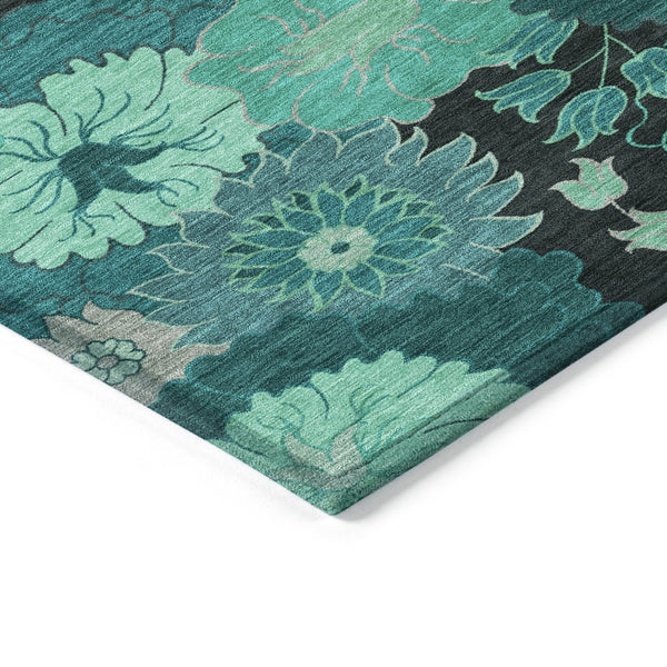 HomeRoots 8' Teal Blue Round Floral Area Rug - Stylish, Washable, Durable for Indoor & Outdoor Spaces! 658143