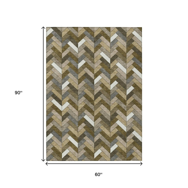HomeRoots 5' Stylish Brown and Ivory Geometric Area Rug - Washable, Durable for Indoor & Outdoor Use! 658154