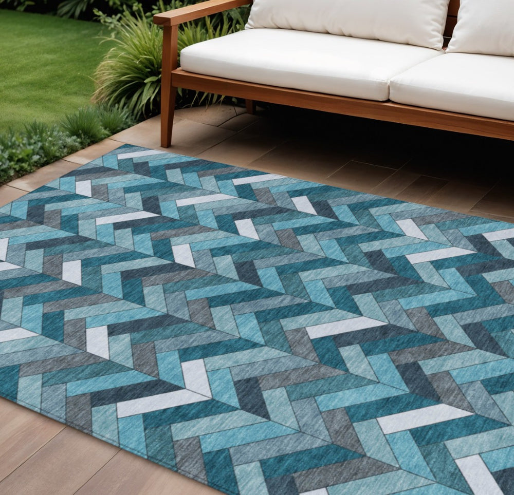 HomeRoots 9' Teal Blue & Ivory Geometric Area Rug – Washable Indoor/Outdoor Durability for Modern Spaces! 658193
