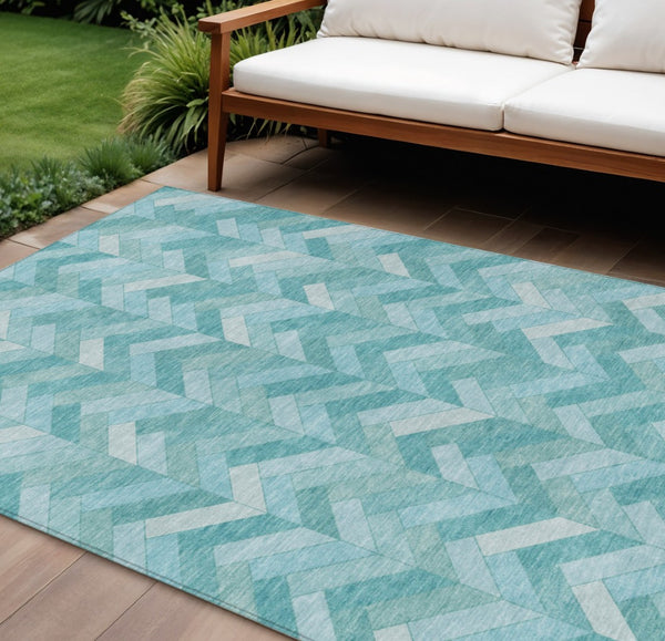 HomeRoots 8' Aqua and Ivory Geometric Area Rug - Durable, Washable, Indoor-Outdoor Design for Any Space! 658198