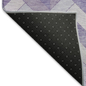 HomeRoots 8' Plum and Ivory Geometric Round Rug - Stylish, Washable, Indoor/Outdoor Accent for High-Traffic Spaces 658209