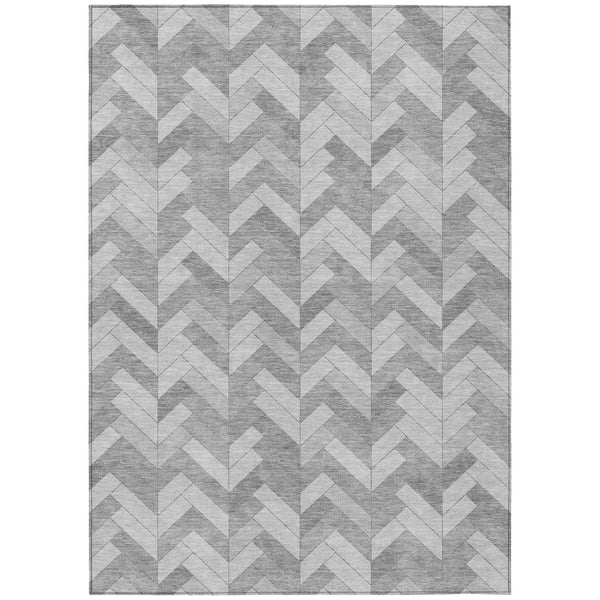 HomeRoots 5' Silver and Gray Geometric Washable Area Rug - Modern Indoor/Outdoor Design, Durable & Stylish! 658220