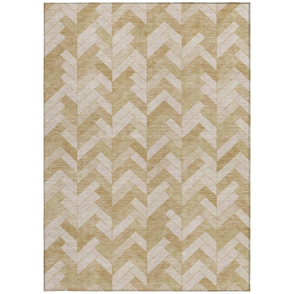 HomeRoots 5' Wheat and Beige Geometric Area Rug - Stylish, Washable, Indoor/Outdoor, Durable for High Traffic Areas 658238
