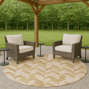 HomeRoots 8' Wheat and Beige Round Geometric Rug – Stylish, Washable, Durable for Indoor/Outdoor Spaces 658239