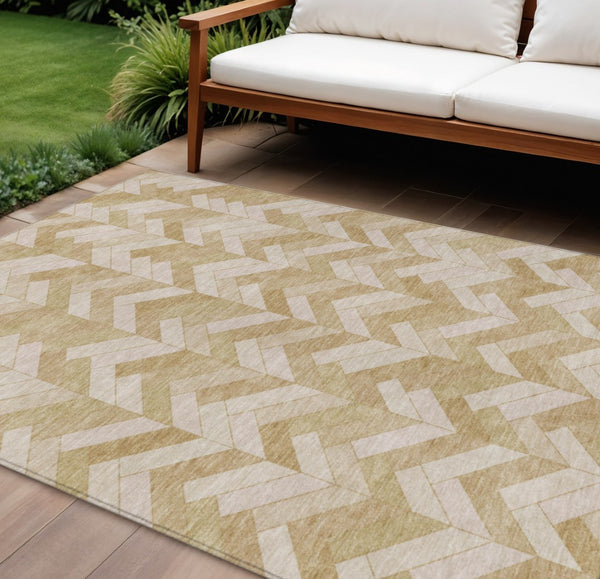 HomeRoots 8' X 10' Wheat And Beige Geometric Area Rug - Durable, Washable, Stylish for Indoor & Outdoor Use 658240