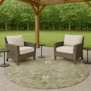 HomeRoots 8' Artichoke Green Floral Round Rug - Durable, Washable Indoor/Outdoor Area Rug for High-Traffic Spaces 658245