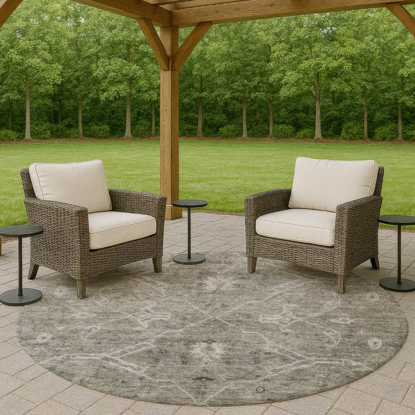 HomeRoots 8' Pewter and Gray Round Floral Area Rug – Stylish, Washable Indoor/Outdoor Design for Any Space 658263