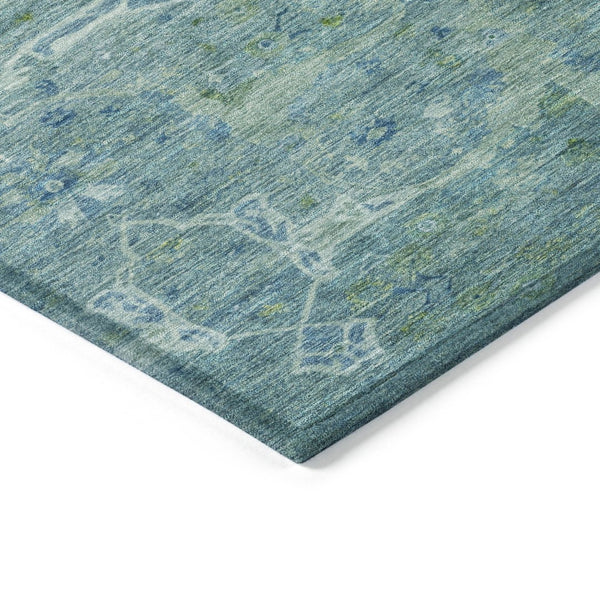 HomeRoots 8' Turquoise and Ivory Floral Round Area Rug - Stylish, Washable, Indoor/Outdoor Charm for Home 658275