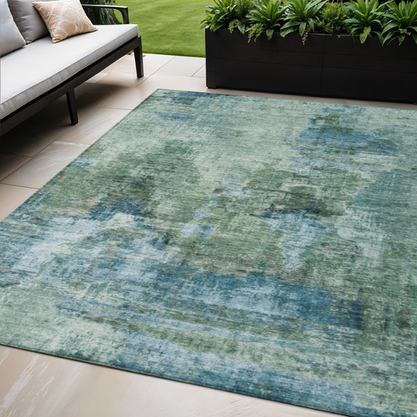 HomeRoots 5' Teal Blue & Gray Abstract Area Rug - Washable, Durable for Indoor & Outdoor, Stain Resistant Design 658340