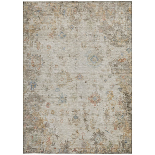 HomeRoots 5' Elegant Ivory Beige & Blue Floral Washable Area Rug - Indoor/Outdoor, Durable & Stylish Design 658364