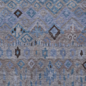 HomeRoots 5' Durable Geometric Area Rug in Brown, Blue, and Charcoal – Washable for Indoor & Outdoor Use! 658448