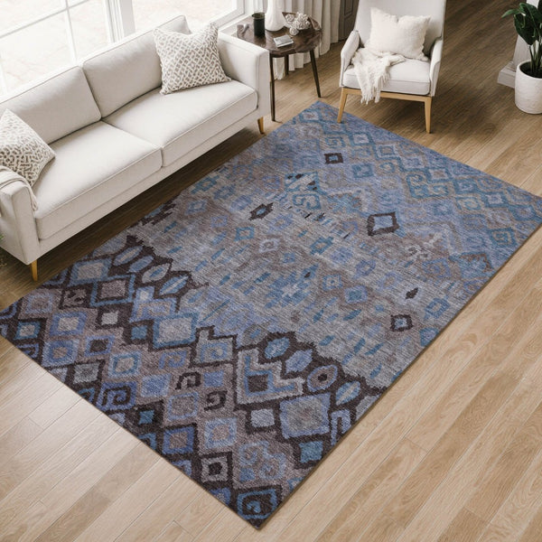 HomeRoots 5' Durable Geometric Area Rug in Brown, Blue, and Charcoal – Washable for Indoor & Outdoor Use! 658448