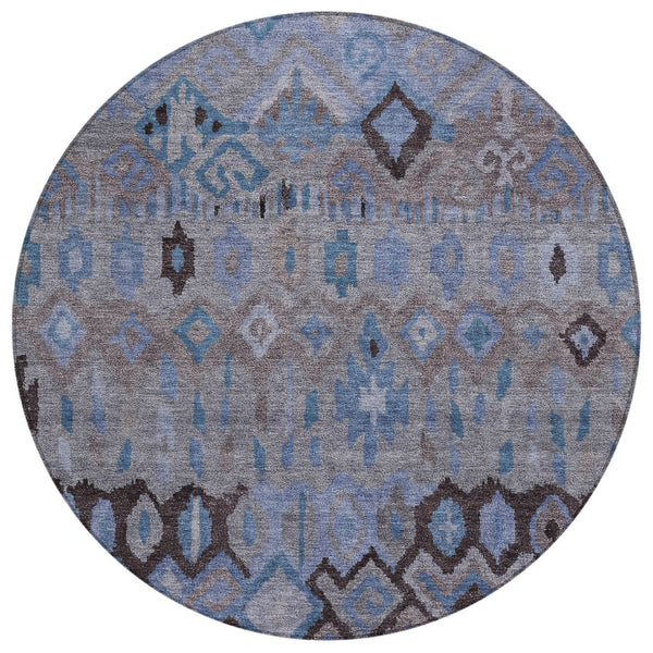 HomeRoots 8' Modern Brown, Blue & Charcoal Geometric Round Washable Rug for Indoor & Outdoor Spaces 658449