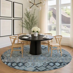 HomeRoots 8' Gray and Charcoal Round Geometric Area Rug - Washable, Durable, Indoor/Outdoor, Perfect for High-Traffic Spaces 658455