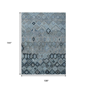 HomeRoots 9' X 12' Gray Geometric Area Rug - Durable, Washable, Stylish for Indoor & Outdoor Use in High Traffic Areas 658457